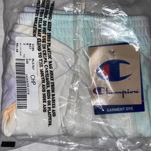 Champion Classic/Vintage Tie-Dye - Picture 2 of 2